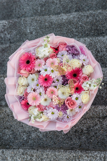 100 prettiest Pinks + Medium HK plush 🍓🎀